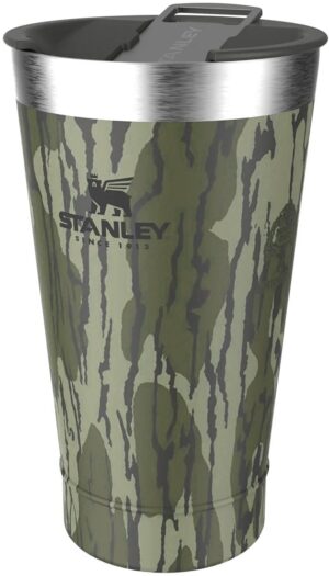 Vaso Térmico Cervecero Stanley Classic Beer Pint 10-01704-162 (473mL) Camuflado