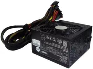 Fuente para Gabinete Pixxo PE-1K0S Serie PE 80 Plus Silver 1000 Watts Bivolt Negro Mate