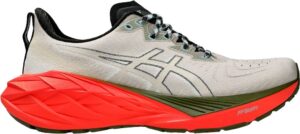 Calzado Asics Novablast 4 TR 1011B850-300 - Masculino